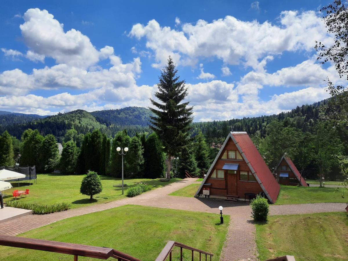 Perelka Bieszczady Domki チスナ エクステリア 写真